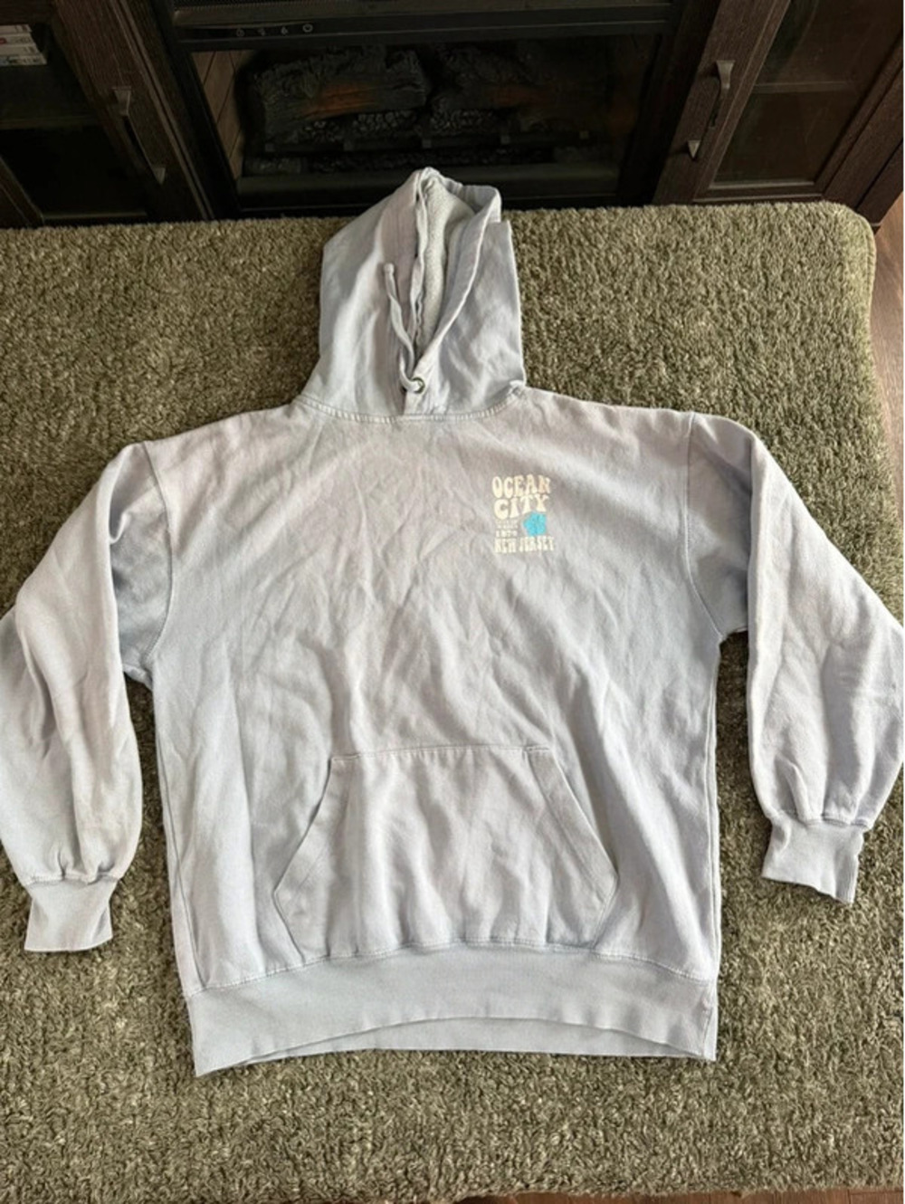 Ocean City New Jersey Light Blue Hoodie Sweatshirt Size Medium